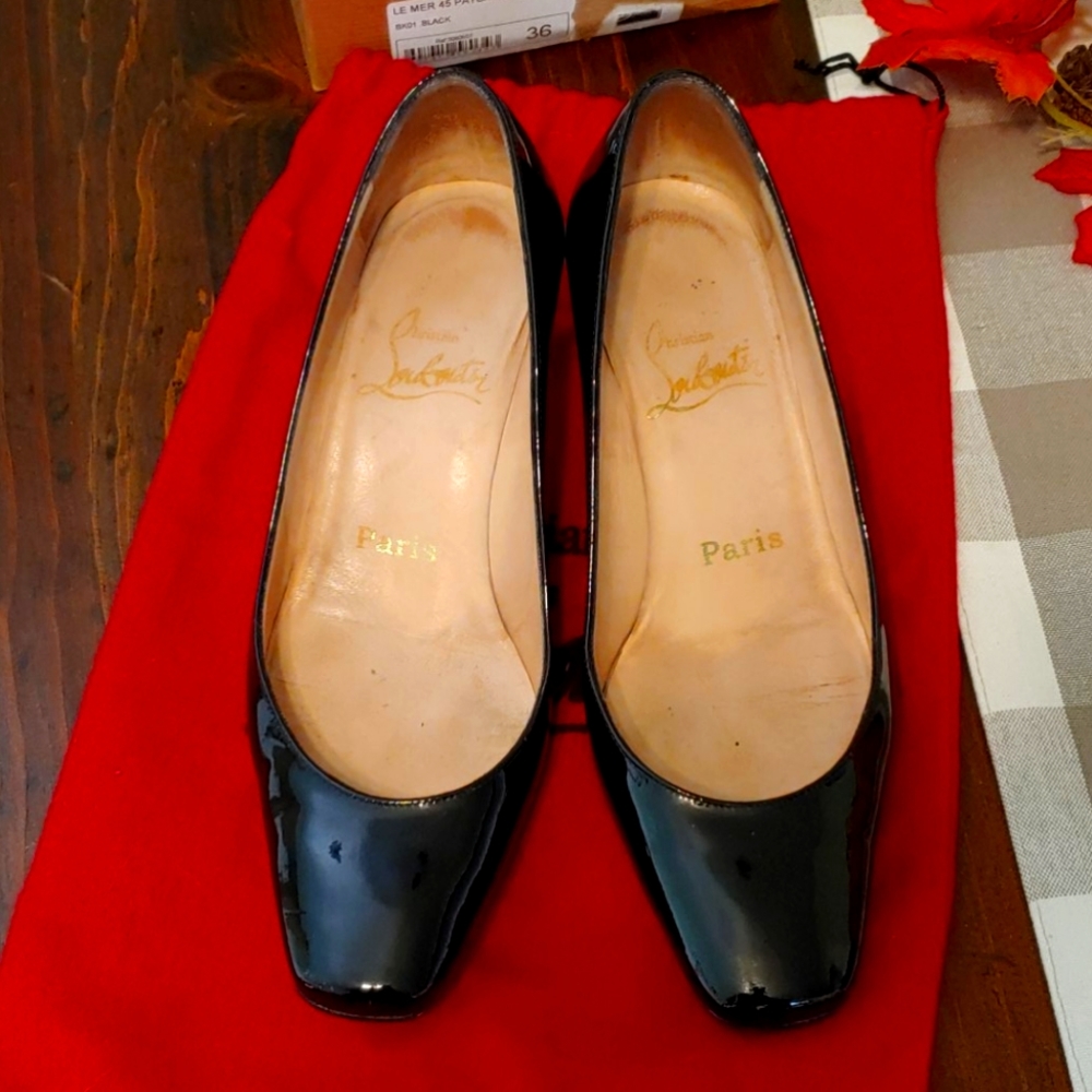 Christian Louboutin Le Mer 45 Patent Chic - Picture 3 of 9